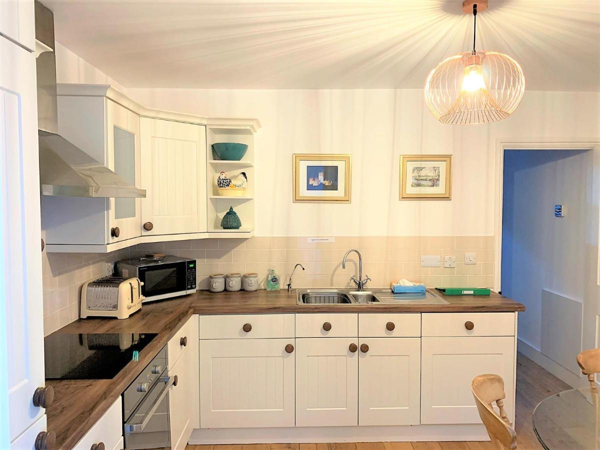 Riverside Channel5 "Holidays Homes In The Sun" Featured Central Canterbury Cottage With Free Parking Eksteriør bilde