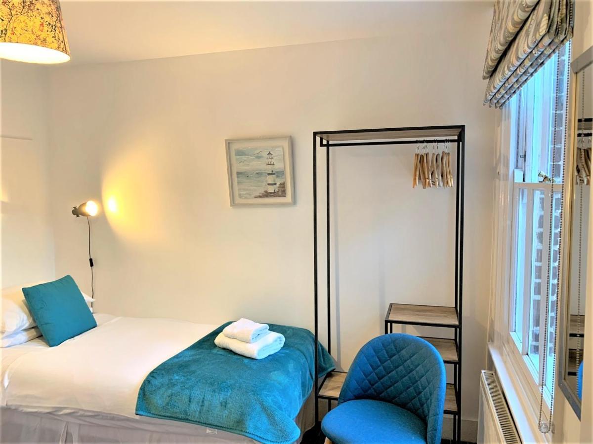 Riverside Channel5 "Holidays Homes In The Sun" Featured Central Canterbury Cottage With Free Parking Eksteriør bilde