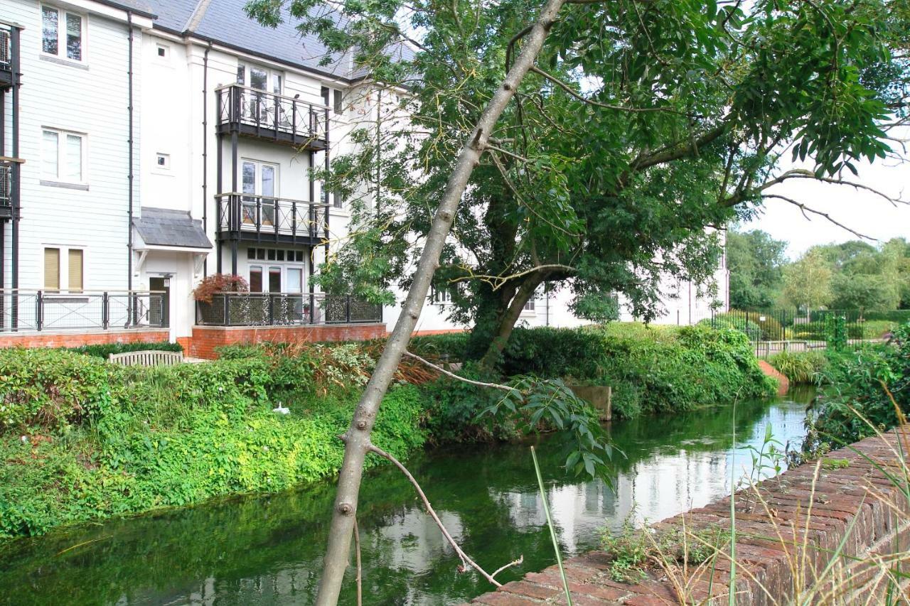 Riverside Channel5 "Holidays Homes In The Sun" Featured Central Canterbury Cottage With Free Parking Eksteriør bilde